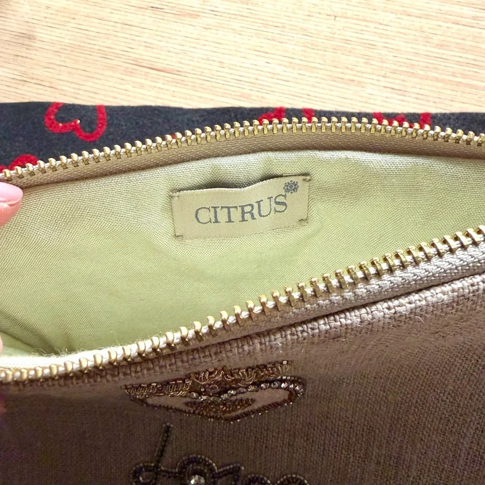 LOVE Makeup/accessories linen bag
